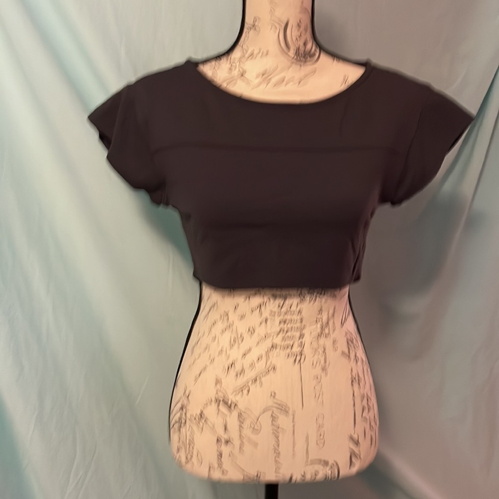 BEBE cropped top in Charcoal Grey sz Small - Picture 2 of 7